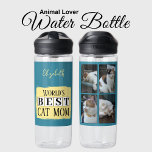 Beste Katze Mutter 4 Foto Name blau gelb Trinkflasche<br><div class="desc">Sie suchen das perfekte Geschenk für die weltbeste Katzenmutter? Diese individuell gestaltbare Wasserflasche ist eine gute Wahl! Mit spielerischen Katzendesigns ist es der ideale Weg für alle Tierliebhaber, Hydratie bleibe und dabei ihren Stolz auf die Kätzchen zu zeigen. Tauschen Sie die vier Fotos mit Ihren Lieblings-Schnappschüssen ihrer wütenden Freunde aus...</div>