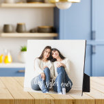 Beste Schwester je Elegantes individuelles Foto Fotoplatte<br><div class="desc">Best Sister Ever geschrieben in kursiv weißem Skript-Overlay auf Ihrem schönen Geschwister Foto. Fügen Sie ein Bild Ihrer großen Lese für ein wunderbares,  nachdenkliches kleines Geschenk der Bruchstätte.</div>