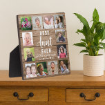 Beste Tante je rustikales Holz 12 FotoCollage Fotoplatte<br><div class="desc">Erstellen Sie Ihre eigene Collage-Plakette mit 12 Ihrer Lieblingsfotos auf einem holztexturierten Hintergrund.Personalisieren Sie Ihre Fotos mit familiären Fotos . Schenkt der Lieblingssante zum Geburtstag,  Feiertage und zum Vater ein wertvolles Sake-Geschenk.</div>