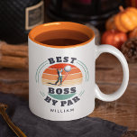 Bester Boss nach Par Custom Retro Golf Arbeitgeber Zweifarbige Tasse<br><div class="desc">Best Boss By Par Design können Sie für den Empfänger dieses niedlichen Golf-Thema Design anpassen. Perfektes Geschenk für Boss Day oder jeden besondere Anlass. Der Text "BOSS" kann mit jedem Moniker angepasst werden,  indem Sie oben auf den Button "Personalisieren" klicken.</div>