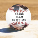 Bester Freund je Foto Baseball<br><div class="desc">Dieses personalisierte Baseball,  das Weihnachten,  Valentins,  Jubiläum oder Geburtstagsgeschenk für den besten Freund aller Zeiten,  bietet zwei Fotos: "Grand Slam Boyfriend" und Ihre Namen in schlichter moderner Typografie.</div>