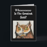 Bester Son Happy Birthday Owl Brown Black Funny Karte<br><div class="desc">Geben Sie Ihrem Sohn eine originale Aquarellmalerkarte einer majestätischen Eule zum Geburtstag. "Wer ist der bestste Sohn?" Er wird den lustigen Vers im Inneren lächeln. Birdwatchers werden sich über das Design freuen, das realistische Details zeigt, die in kräftigen Brauntönen und Schwarz gemalt werden. Fans von Naturkunst werden diese Karte mit...</div>