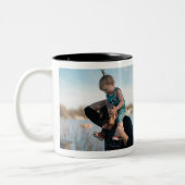 Bester Vater für immer Modernes 2 Foto Zweifarbige Tasse (Links)