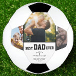 Bester Vater je benutzerdefinierter 3-Farb-Foto-Ta Fußball<br><div class="desc">Dieser farbige Foto Vatertag Fußball ist das ideale Geschenk für den besten Vater aller Zeiten. Die moderne Typografie liest "Happy Vatertag" mit einem minimalistischen Herz über Ihre personalisierte Botschaft und Namen umgeben von 2 Ihrer Lieblings-Fotos. Coolstes Geschenk für den sportlichen Papa!</div>