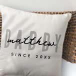 Bester Vater je Moderne Elegante Einfache Vater's  Kissen<br><div class="desc">Dieses einfache und moderne Design besteht aus san-Serifentypografie.</div>