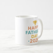 Bester Vater je Trophäe Tasse Happy Vatertag 2025 (VorderseiteRechts)