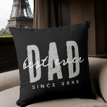 Bester Vater seit 20XX Moderne, einfache Preppy Kissen<br><div class="desc">Dieses einfache und moderne Design besteht aus san-Serifentypografie.</div>