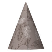 bestickte Blume und Blätter, nahtloses Design. Partyhütchen (Rückseite)