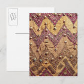 bestickte Stoffpartie mit Goldplaketten Postkarte (Vorne/Hinten)