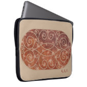 Besticktes Filigree-Tor Dappled-Rehkitz-Monogramm Laptopschutzhülle (Vorne Rechts)