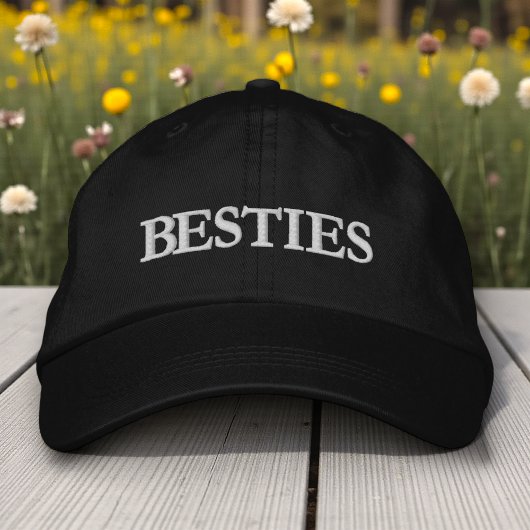 Besties Best Friends Moderne Typografie Custom Bestickte Baseballkappe