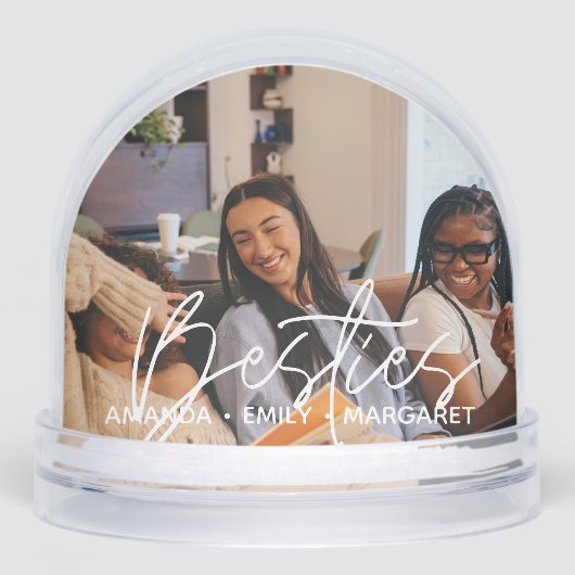 Besties Simple Modern Script Zwei Fotos Schneekugeln (Vorderseite)