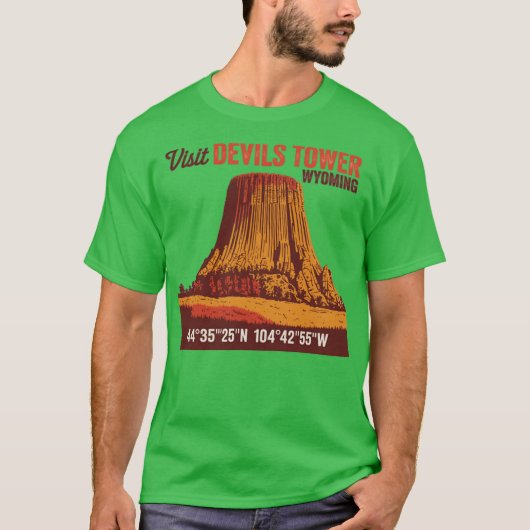 Besuch Devils Tower Funny T-Shirt (Vorderseite)