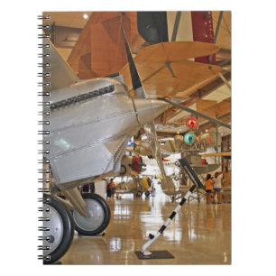 Besucher des National Museum of Naval Aviation Notizblock