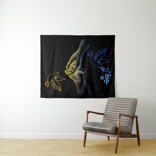 Bete für die Ukraine, realistische Paar mit Händen Wandteppich (Beispiel (Horizontal))