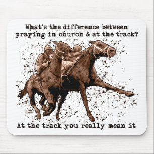 Beten am Pferderennen Mousepad