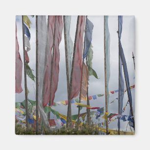 Betenflaggenmasten im Gebirge, Yotongla-Pass Magnet