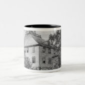 Bethaus bei Hingham Zweifarbige Tasse (Mittel)