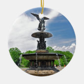 Bethesda "Engel der Gewässer" Zentralpark, NYC Keramik Ornament (Vorne)