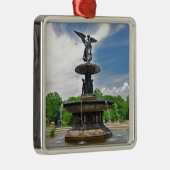 Bethesda "Engel des Wassers" Central Park, NYC Silbernes Ornament (Rechts)