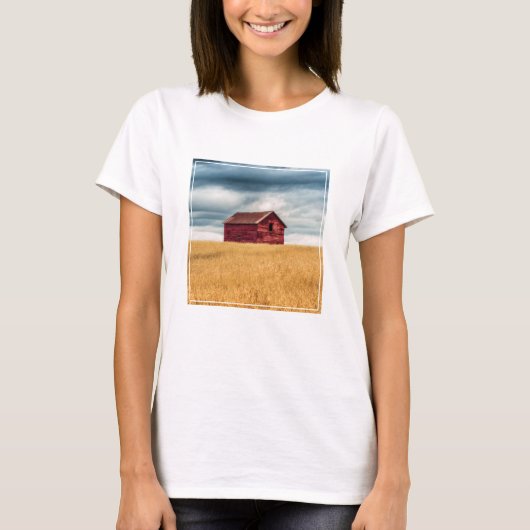 Betriebe | Alte rote Scheune T-Shirt (Vorderseite)