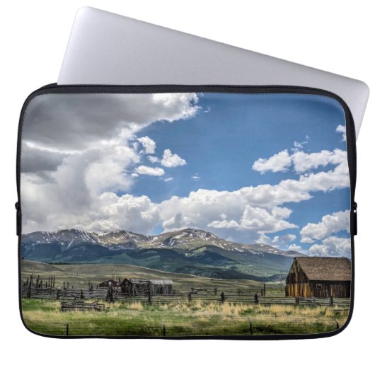 Betriebe | Bauernhof Unterhalb des Colorado Laptopschutzhülle (Vorderseite)