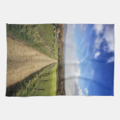 Betriebe | English Countryside Dirt Road Geschirrtuch (Horizontal)