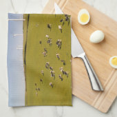 Betriebe | Kühe in der Nähe der Windmühle Geschirrtuch (Viertel Falte)