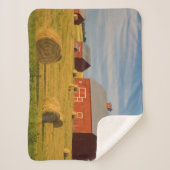 Betriebe | Red Barns Near Hay Bales Sherpadecke (Vorderseite)