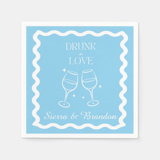 Betrunken in der Liebe Personalisiert Hochzeit Blu Serviette (Vorderseite)