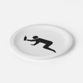 Betrunkene Pappteller (Schrägansicht)