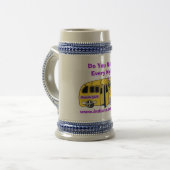 Betrunkenes Bus-Bier Stein Bierglas (Vorderseite Links)