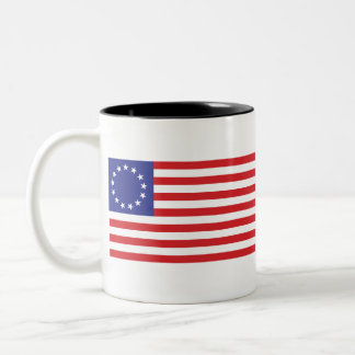 Betsy-Ross-Flag.-1776 Zweifarbige Tasse