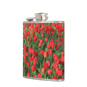 Bett aus roten Tulpen 02 Flachmann (Links)