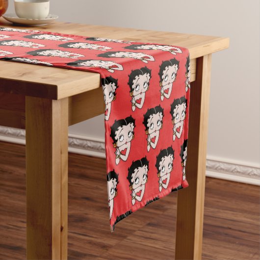 Betty Long Table Runner Großer Tischläufer (Beispiel)