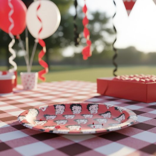 Betty Paper Plates Pappteller