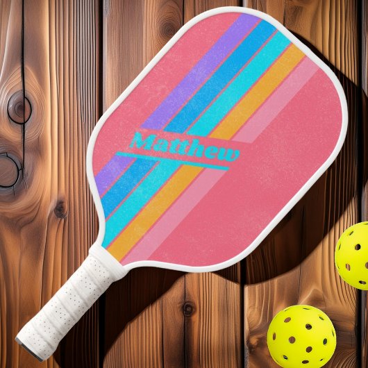 Beunruhigender 80er Neon Sunrise mit Namen gestric Pickleball Schläger