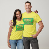 beunruhigt und Beunruhigen T-Shirt (Unisex)