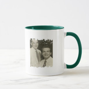 Beunruhigte Grenze 2 versah Wecker-Tasse mit Tasse