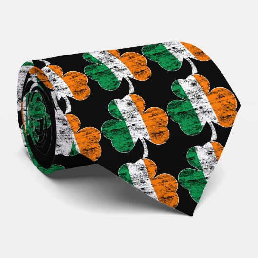 Beunruhigte irische Flaggen-Kleeblatt-Krawatte Krawatte (Gerollt)