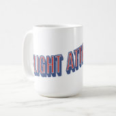 Beunruhigte neue Flugbegleitung Tasse (Vorderseite Links)