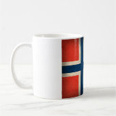 Beunruhigte Tasse Norwegens Flagge (Links)