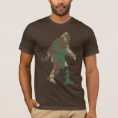 Beunruhigter Camouflage Sasquatch T - Shirt (Vorderseite)
