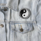 Beunruhigter Yin Yang Symbol-Knopf Button (Beispiel)
