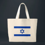 Beutel mit Flagge Israels Jumbo Stoffbeutel<br><div class="desc">Tragen Sie Ihr Wesentliches mit Stolz mit unserer Tasche mit der Flagge Israels! Mit viel Liebe zum Detail gestaltet, zelebriert diese Tasche das israelische Erbe und die kulturelle Identität mit ihrem ikonischen Design. Die Flagge Israels zeigt einen blauen Stern von David in der Mitte eines weißen Feldes zwischen zwei horizontalen...</div>