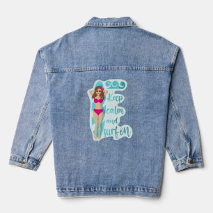 Bewahre Ruhe und surfe auf der braunhaarigen Mädch Jeansjacke