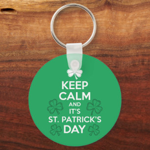 Bewahren Sie Ruhe, es ist St. Patricks-Tag Irisch  Schlüsselanhänger