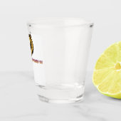 "Bewahren Sie Ruhe und Machen Sie Weiter" Löwe-Sho Schnapsglas (Rechts)