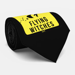 BEWARE FLYING WITCHES lustige halloween Krawatte