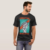 Bewegung der digitalen Revolution T-Shirt (Vorne ganz)